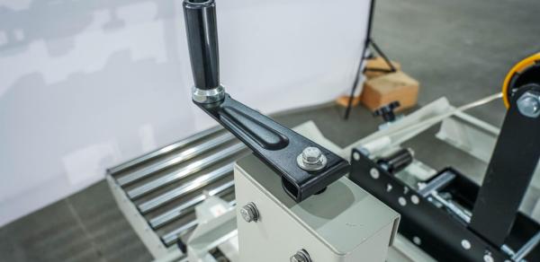 Box Sealing Machine